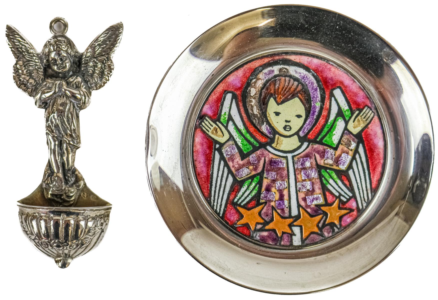 LOTE DE MEDALLÓN ESMALTADO Y BENDITERA SEGUNDA MITAD S.XX