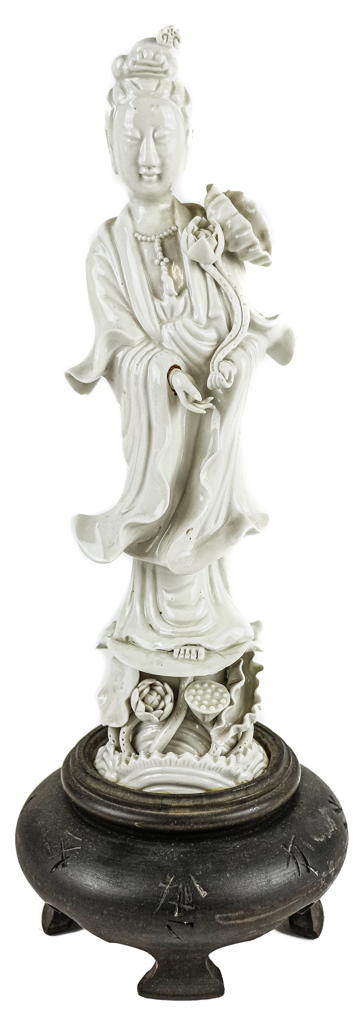 FIGURA ORIENTALE EN PORCELANA BLANCA DEL PRIMER TERCIO S.XX