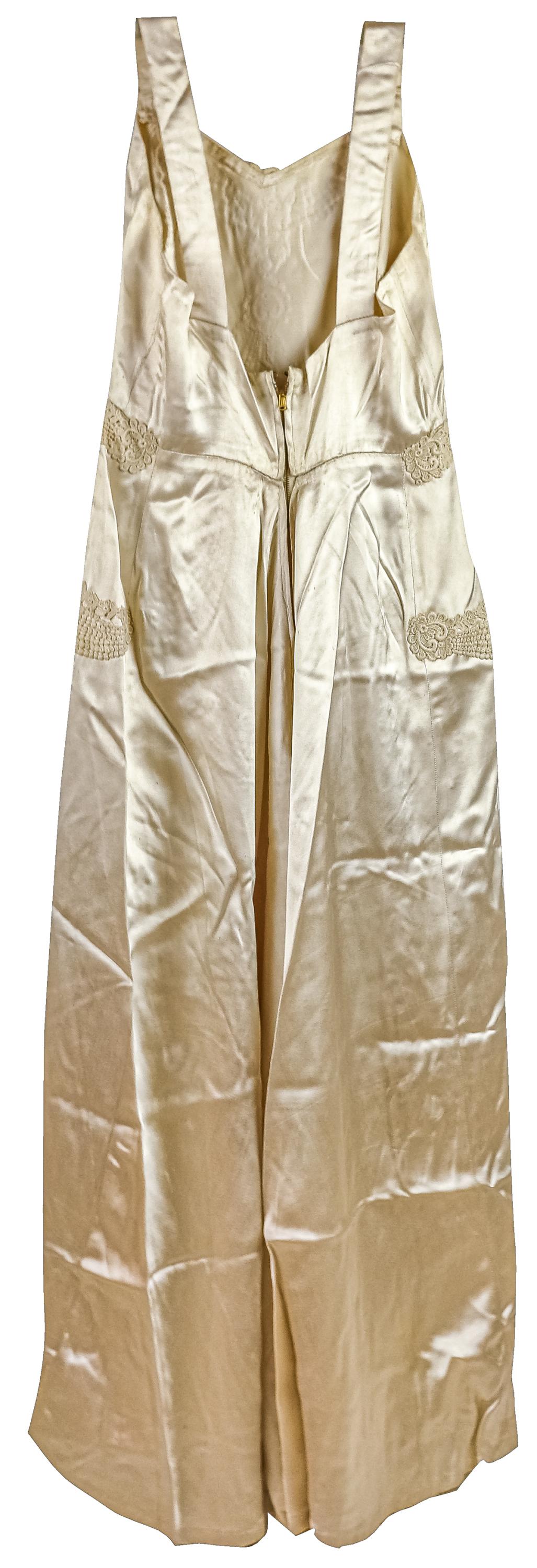 VESTIDO DE SEÑORA DE PRINCIPIOS DEL S.XX