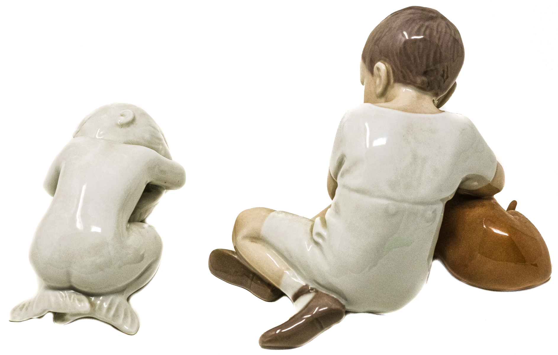 DOS FIGURAS EN PORCELANA DANESA "BING & GRONDAHL"