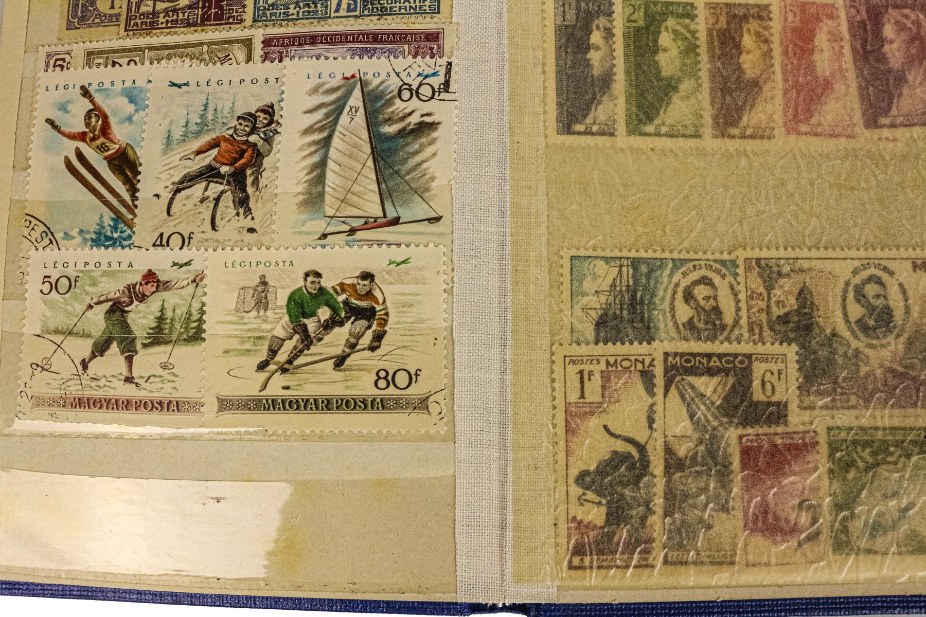 LOTE DE MONEDAS Y SELLOS