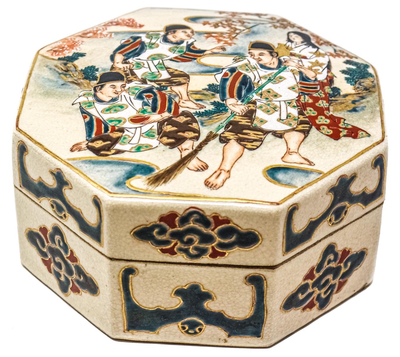 CAJA EN CERÁMICA "SATSUMA" DE MEDIADOS DEL S.XX