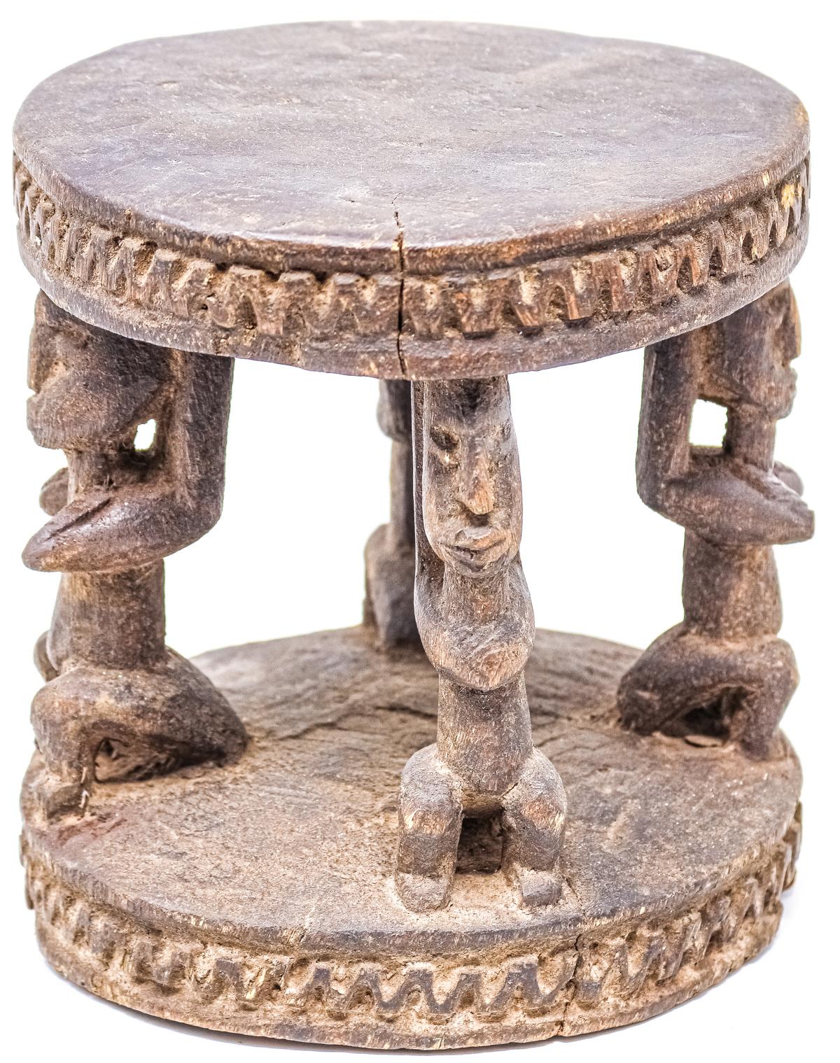 TABURETE AFRICANO DE LA PRIMERA MITAD S. XX