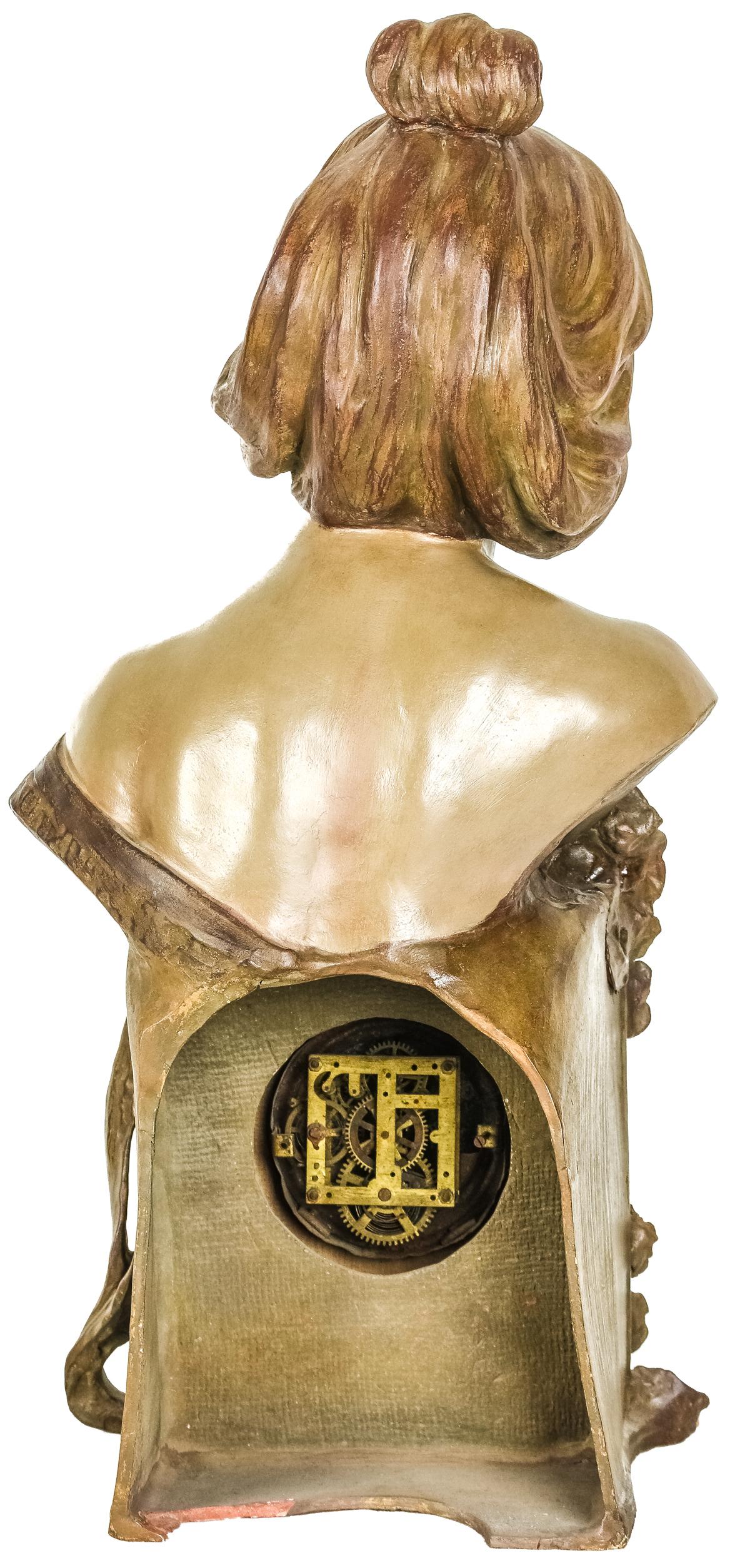 RELOJ DE TERRACOTA POLICROMADA DEL PRIMER CUARTO DE SIGLO XX