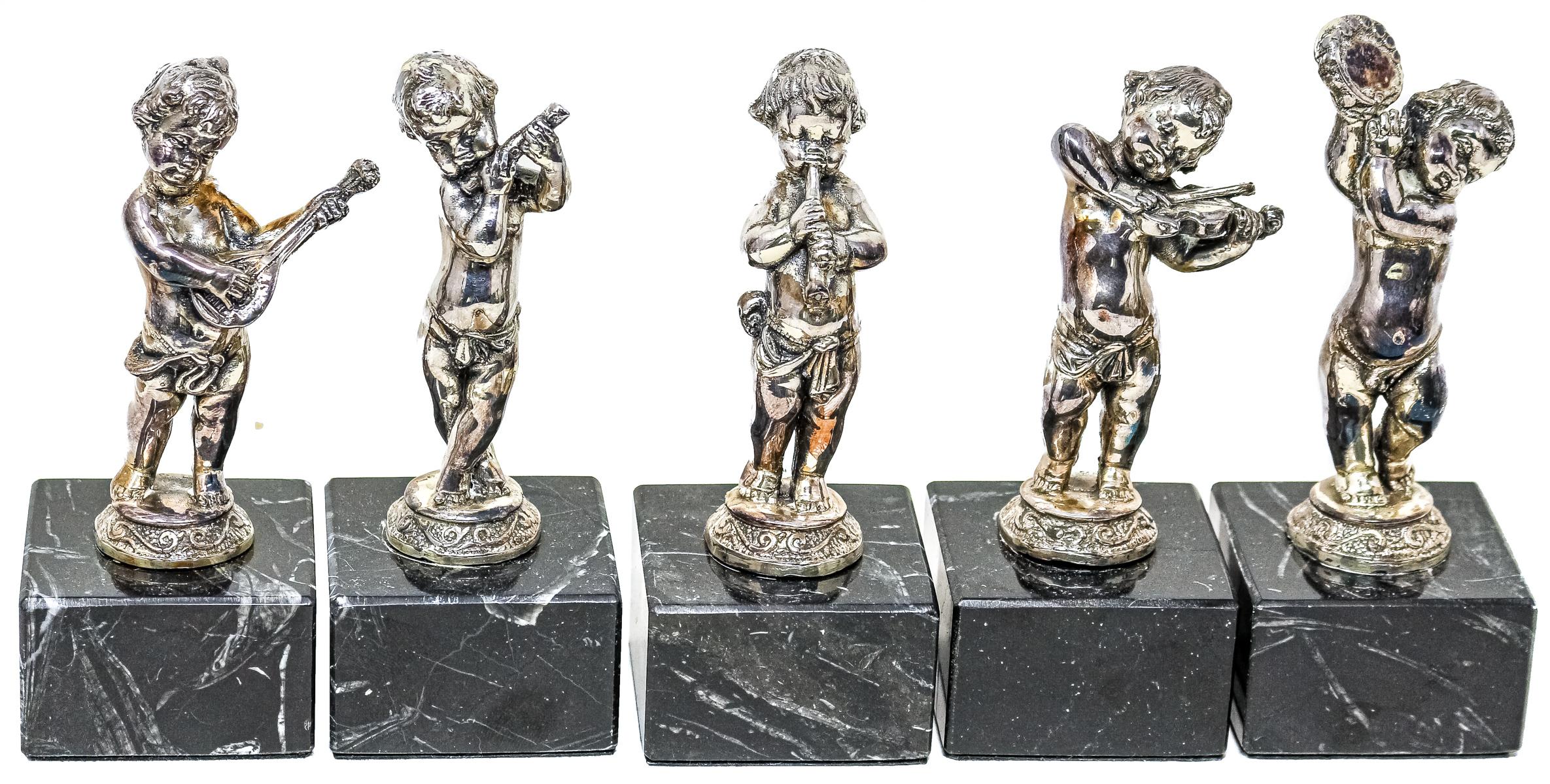 CINCO FIGURAS EN PLATA DE LA SEGUNDA MITAD S.XX