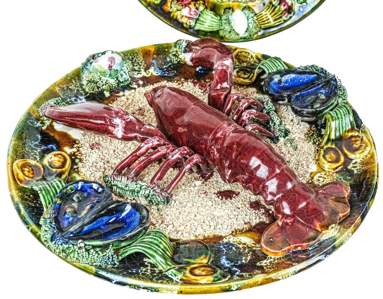 CUATRO PLATOS DECORATIVOS EN CERÁMICA ESMALTADA AÑOS 60