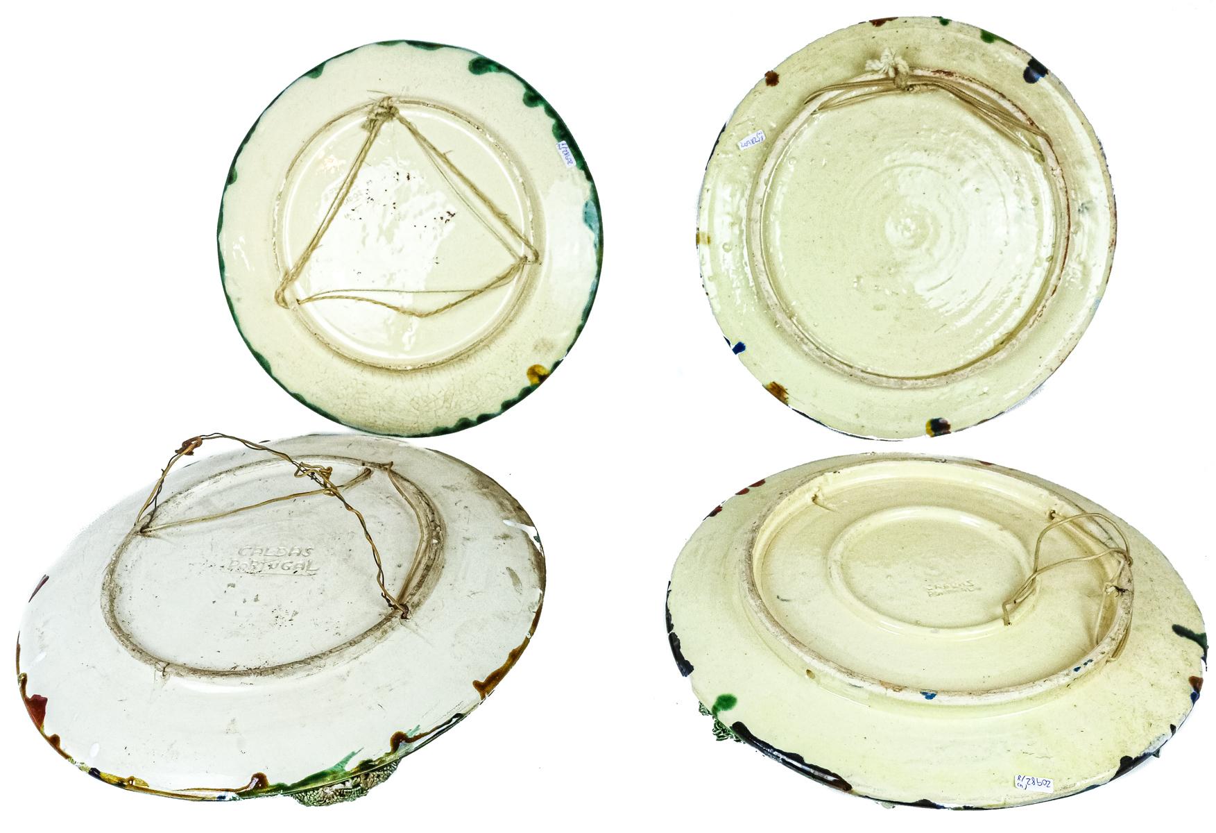 CUATRO PLATOS DECORATIVOS EN CERÁMICA ESMALTADA AÑOS 60