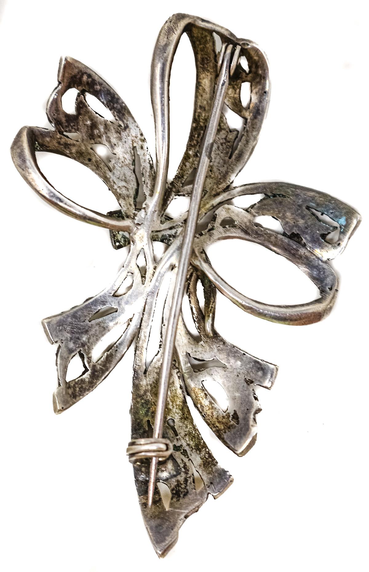BROCHE LAZO CON MARQUESITAS