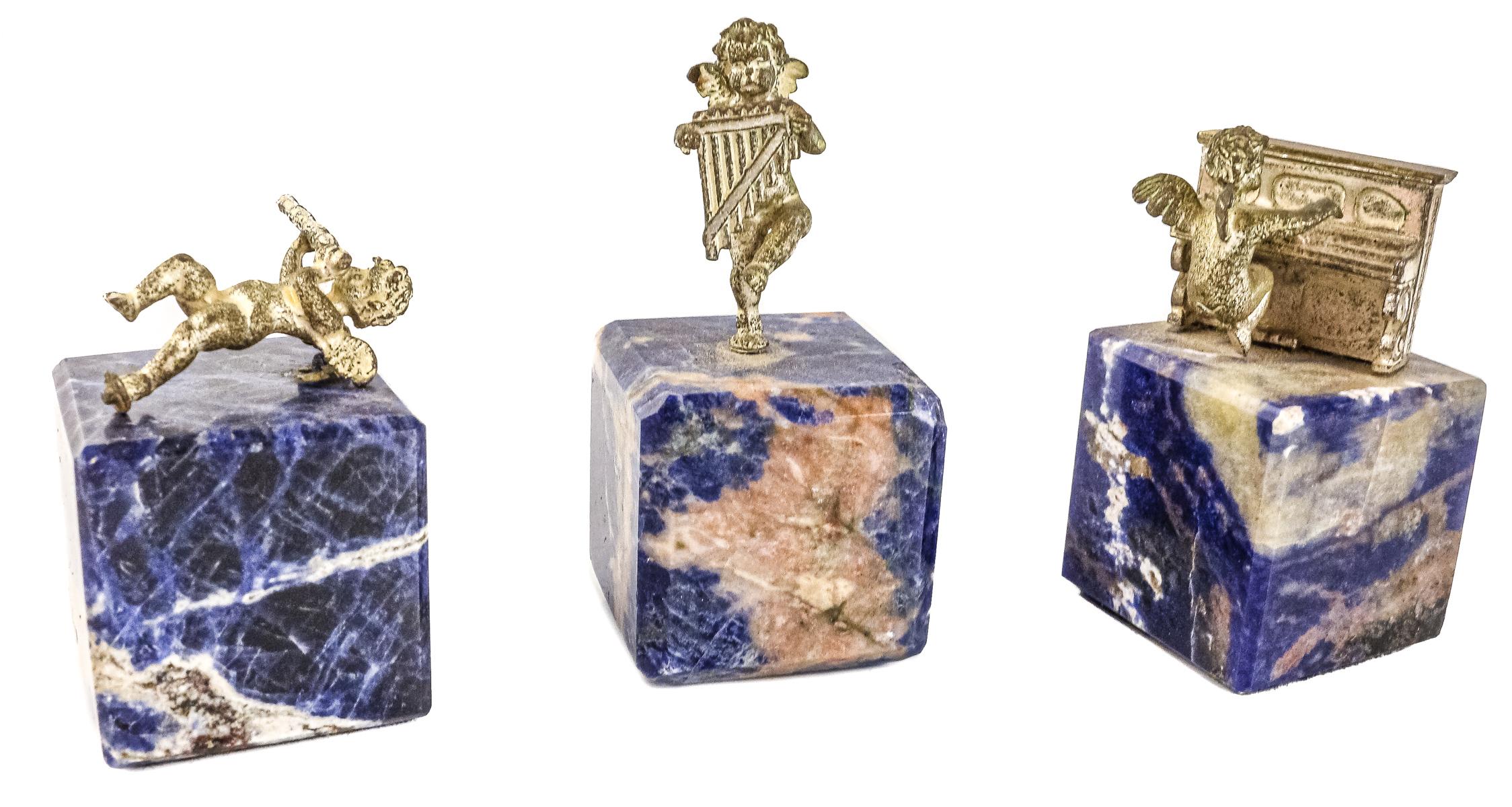 TRES FIGURITAS PLATA MINIATURA DEL ÚLTIMO CUARTO DEL S.XX