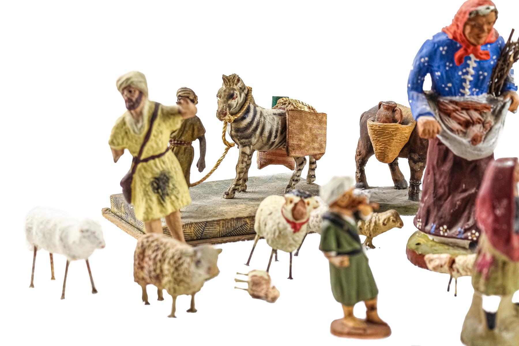 LOTE DE FIGURAS DE PESEBRE