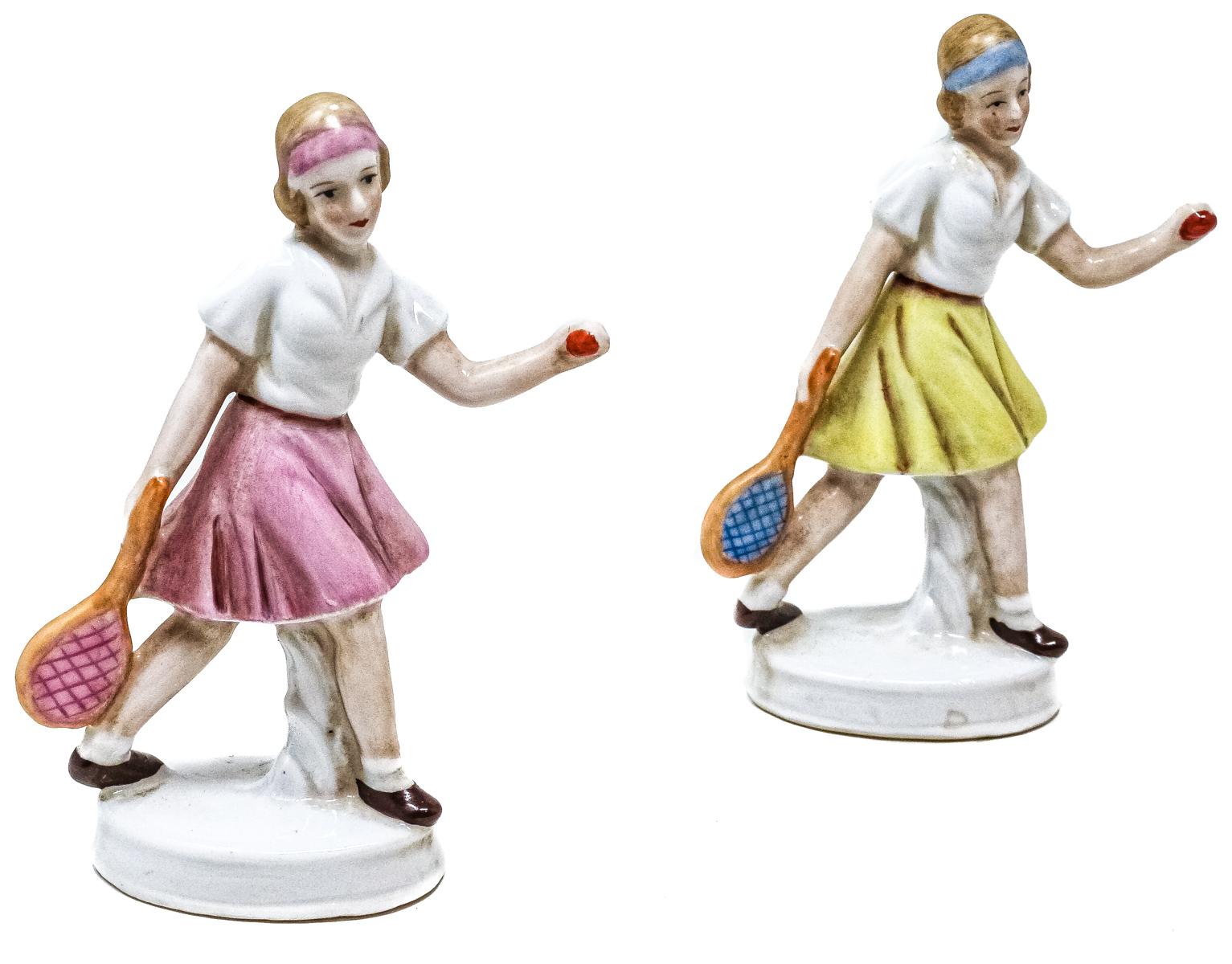 DOS FIGURAS EN PORCELANA "TENISTAS"