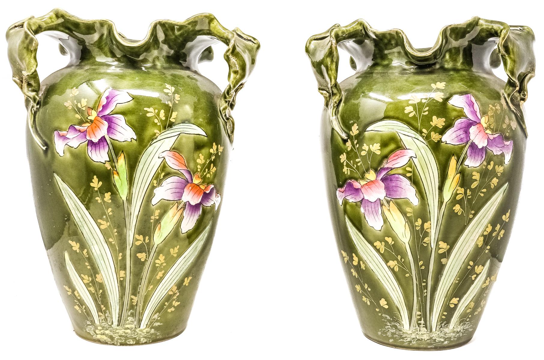 PAREJA DE JARRONES EN PORCELANA DEL PRIMER CUARTO DEL S.XX