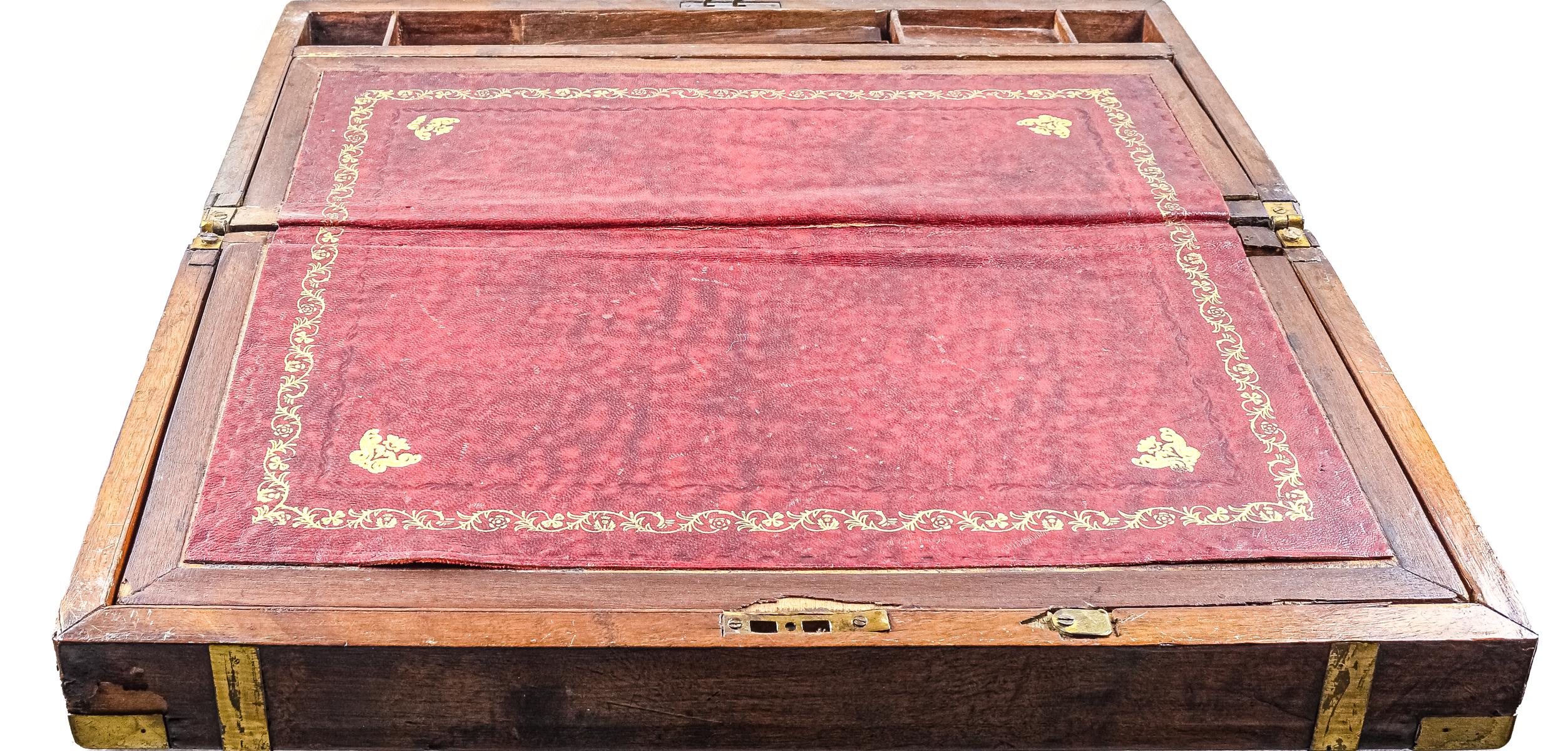 CAJA ESCRITORIO DE BARCO DE FINALES DEL S.XIX