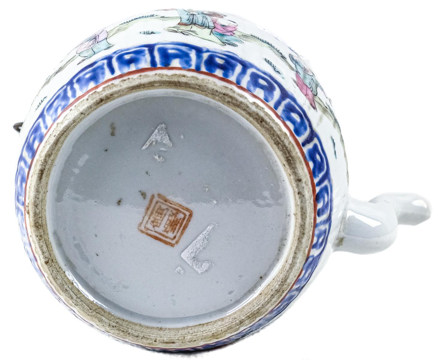 TETERA CHINA DE MEDIADOS DEL S.XX.