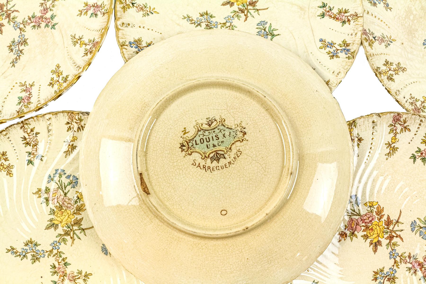 CONJUNTO DE PLATOS EN LOZA FRANCESA DE PRINCIPIOS DEL S.XX