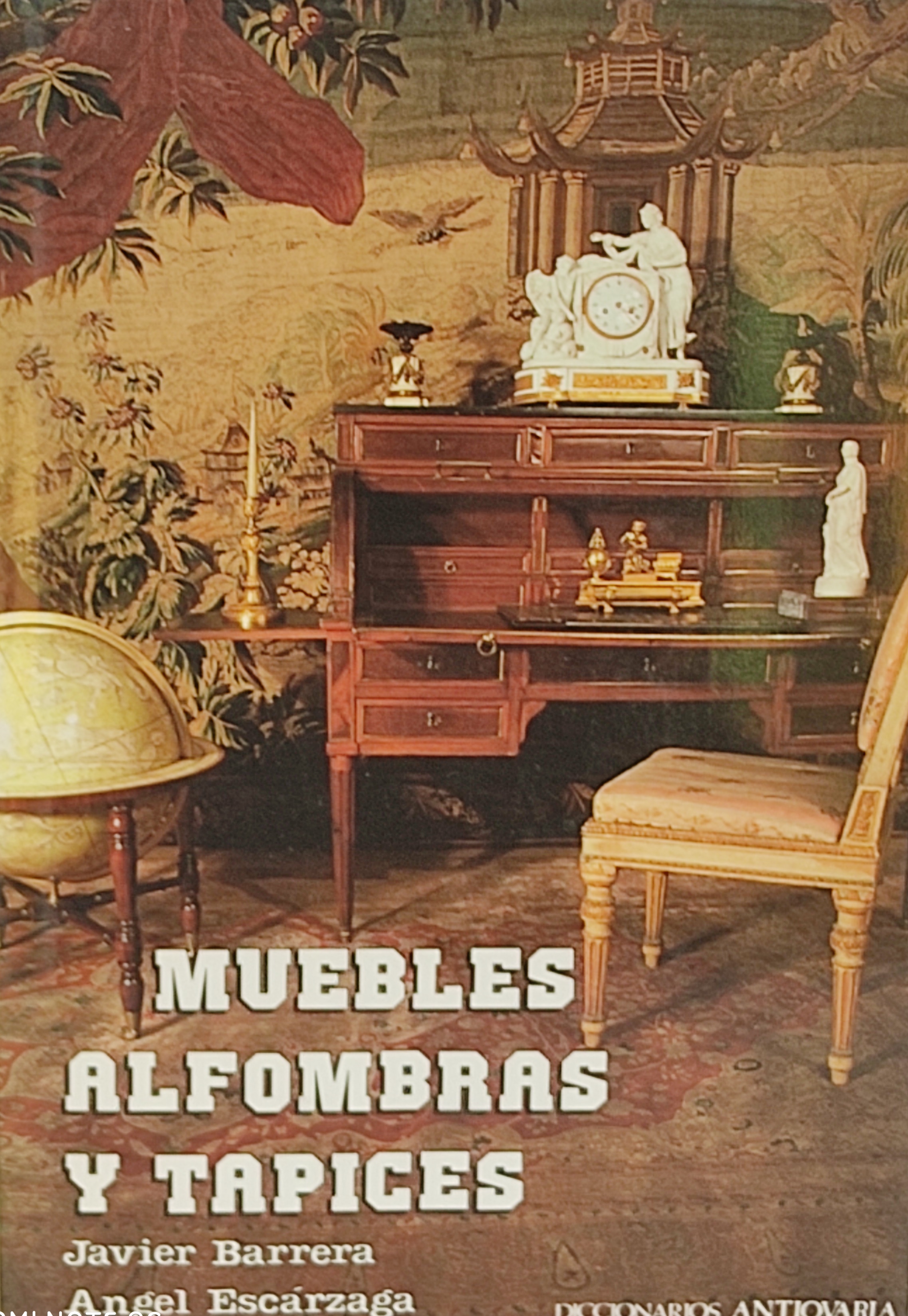 MUEBLES, ALFOMBRAS Y TAPICES.