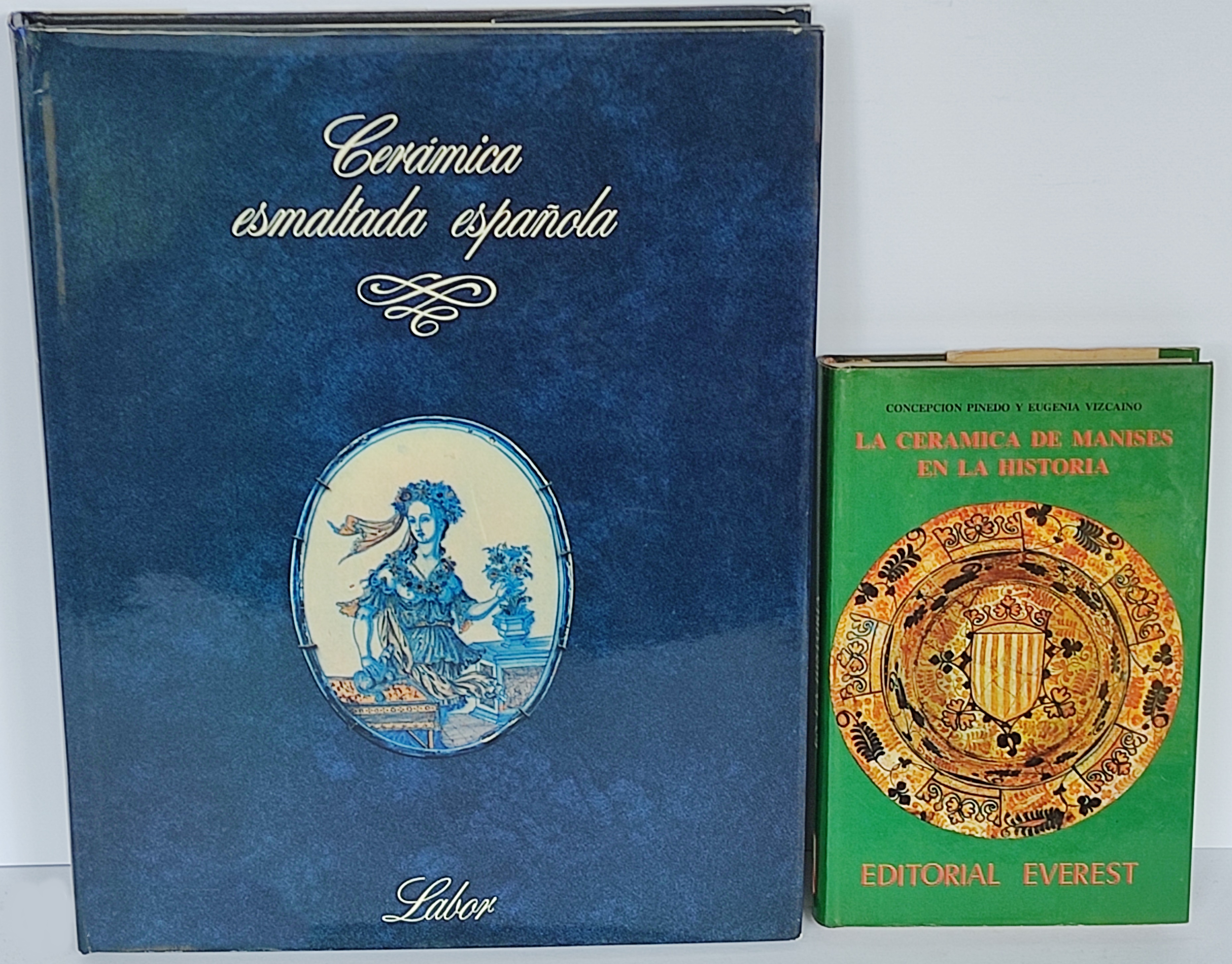.  DOS LIBROS SOBRE CERÁMICA