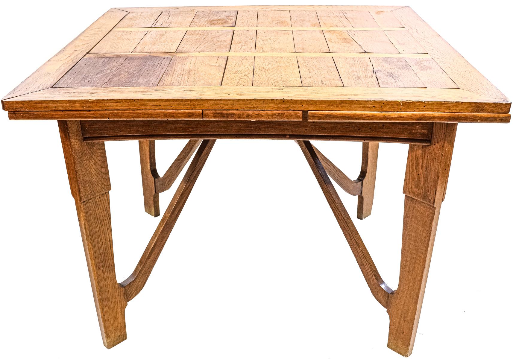 MESA DE COMEDOR DEL PRIMER CUARTO DEL S.XX