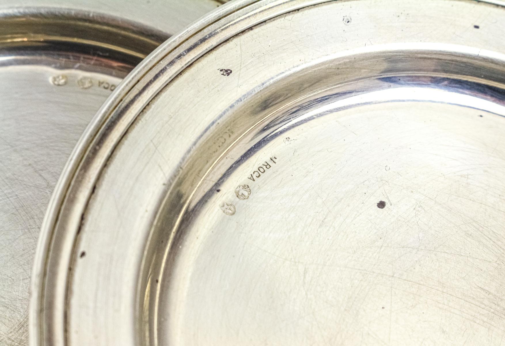 CONJUNTO DE 12 PLATITOS DE PAN EN PLATA DE MEDIADOS DEL S.XX