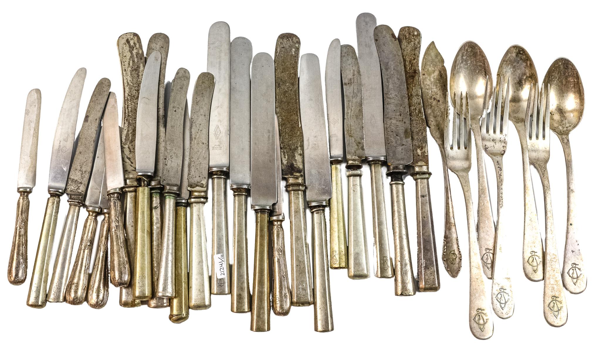 LOTE DE CUBIERTOS EN PLATA