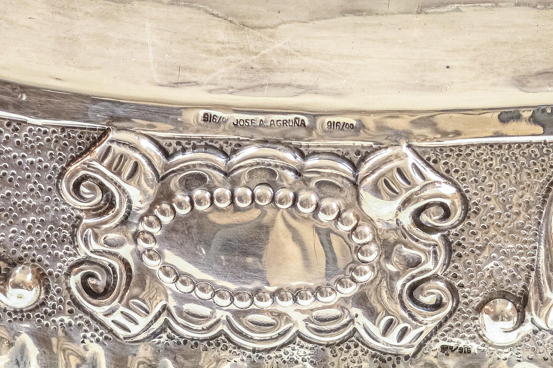 PLAFON DECORATIVO EN PLATA LABRADA DE PRINCIPIOS DEL S.XX