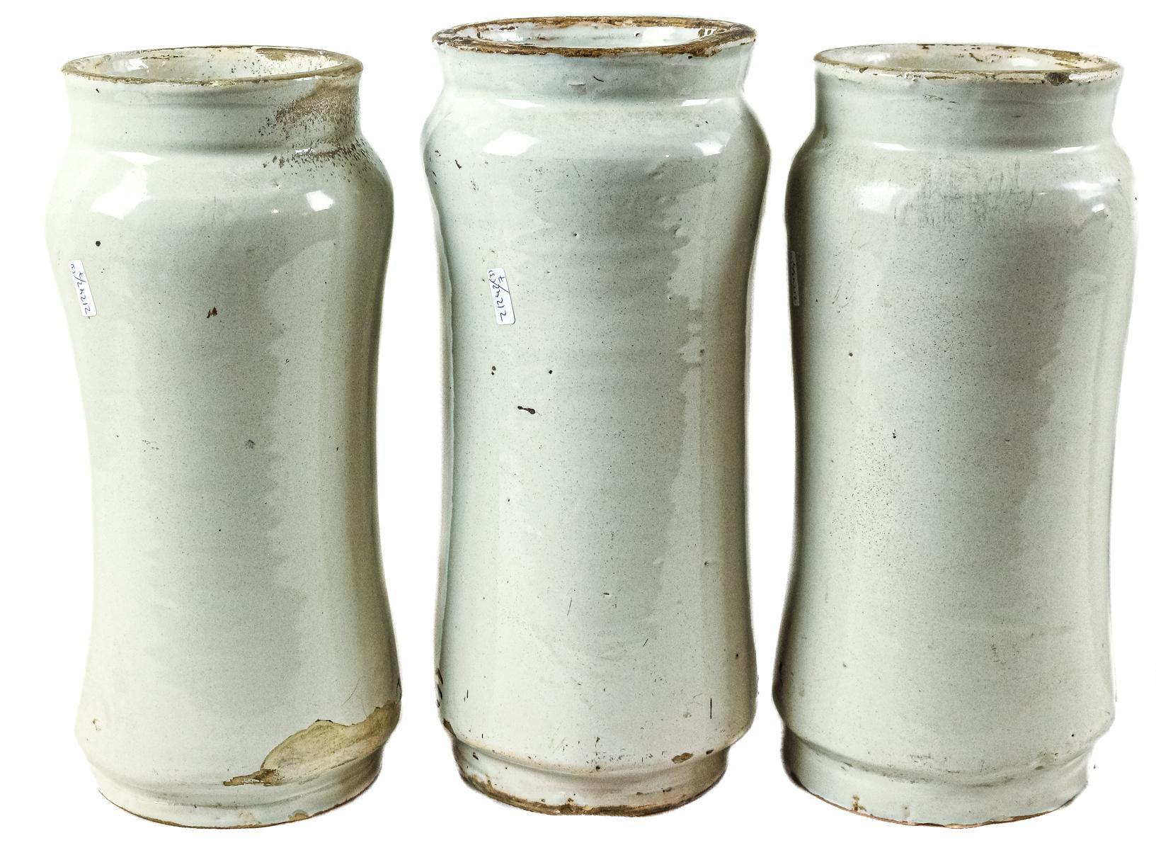 TRES TARROS DE FARMACIA DE CERÁMICA CATALANA