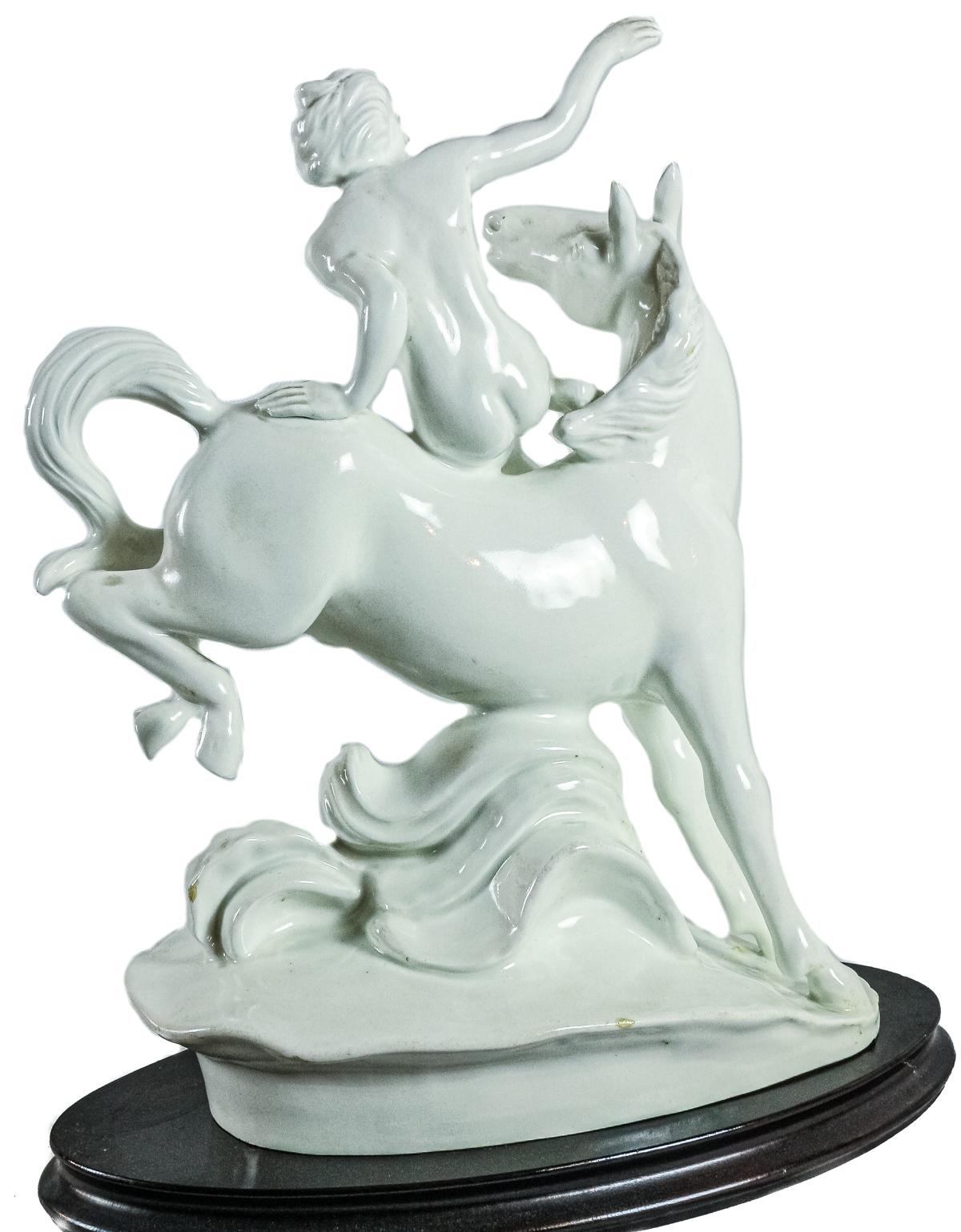 FIGURA DE PORCELANA DEL PRIMER TERCIO DEL S.XX