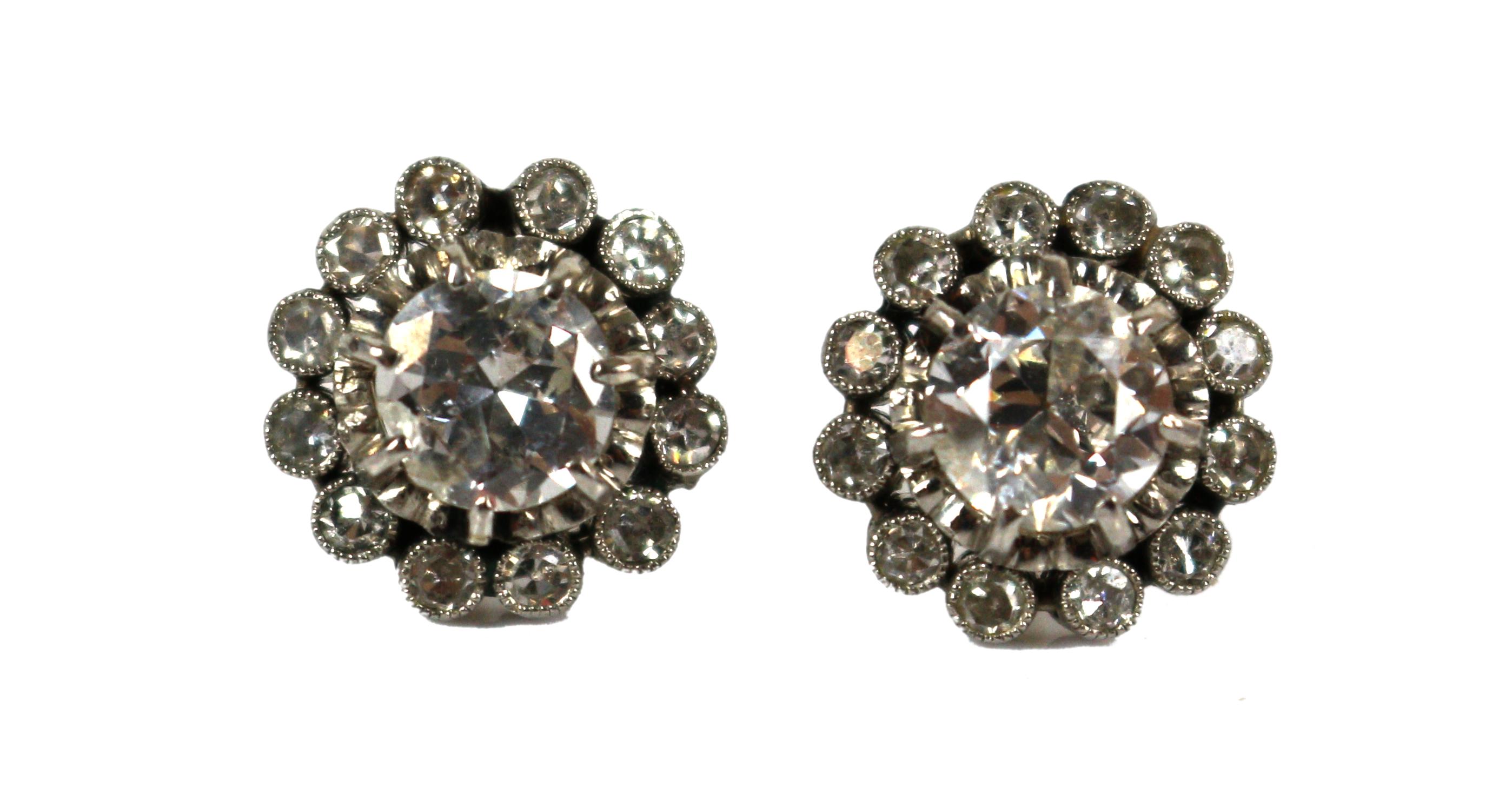 PENDIENTES ROSETONES DE PPS. DEL S.XX