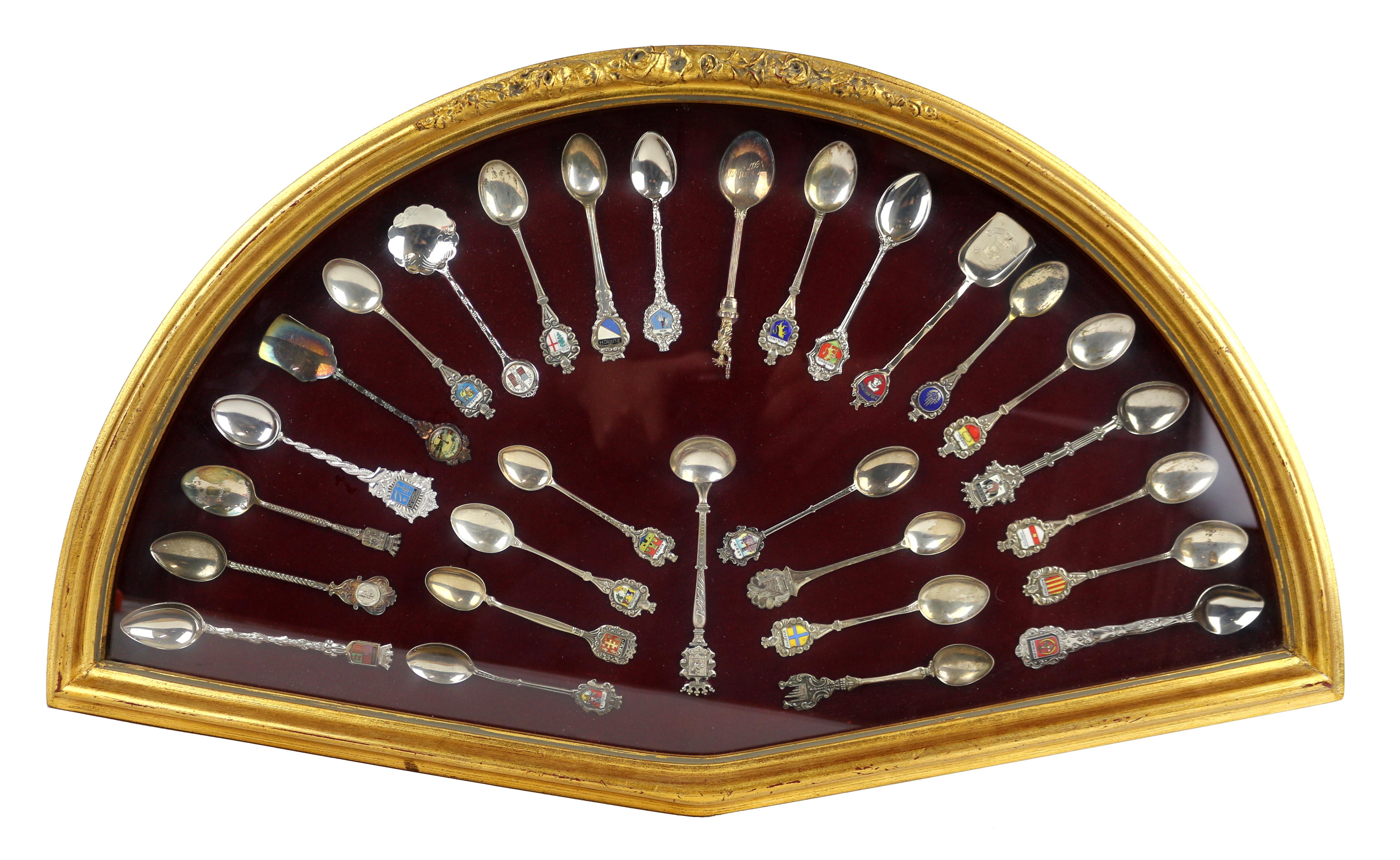 COLECCION DE CUCHARITAS DE PLATA Y METAL