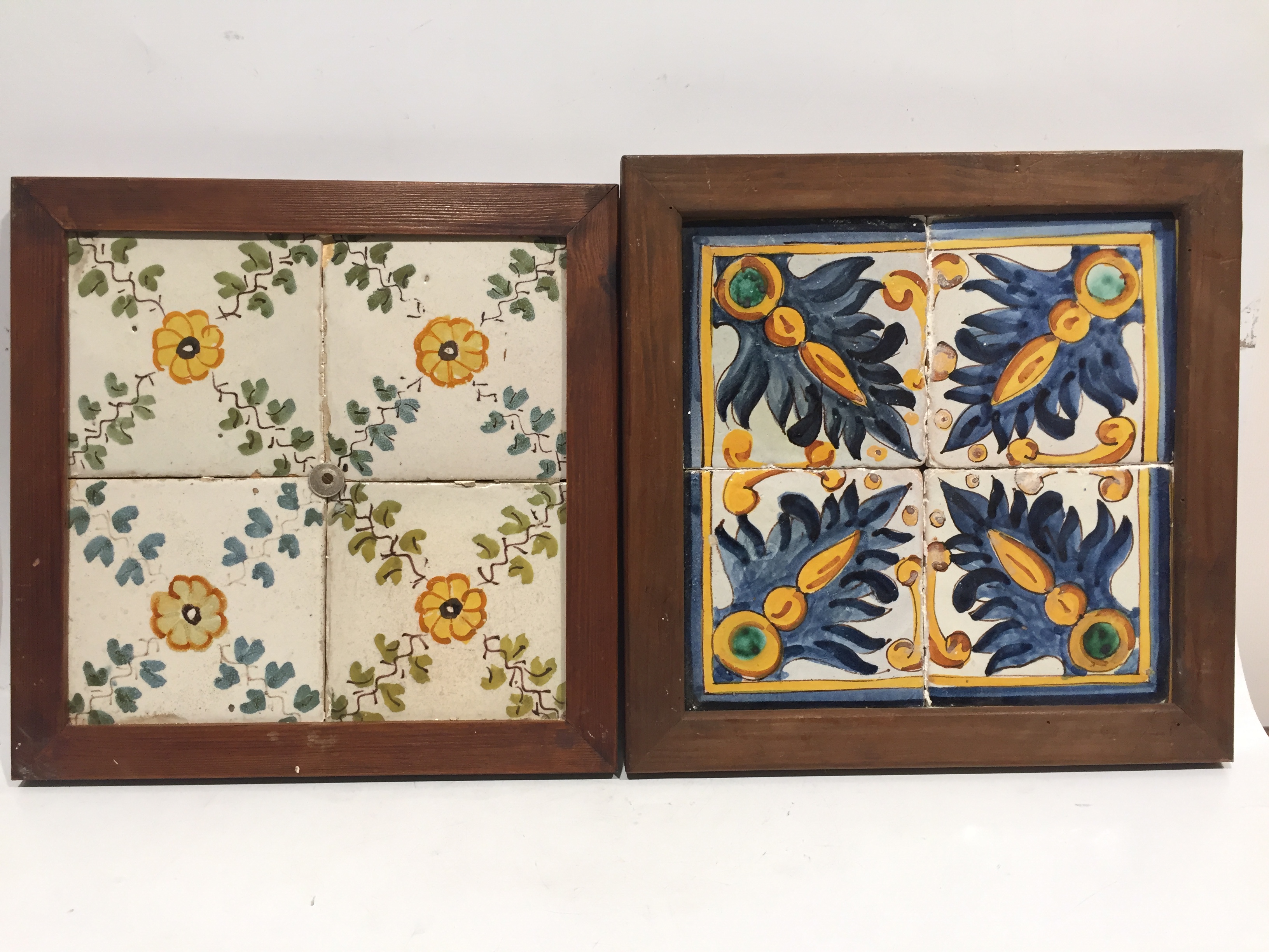 DOS PLAFONES DE BALDOSAS DEL S.XIX