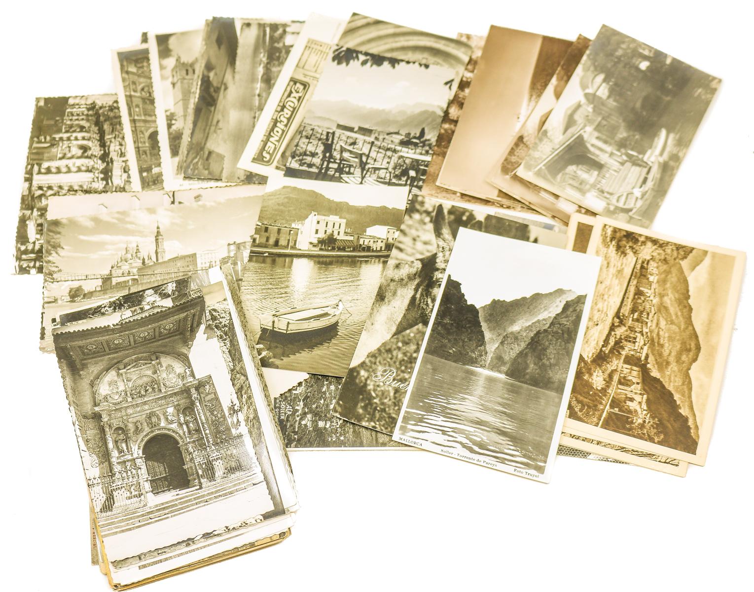 LOTE DE POSTALES DE PPS. DEL S.XX