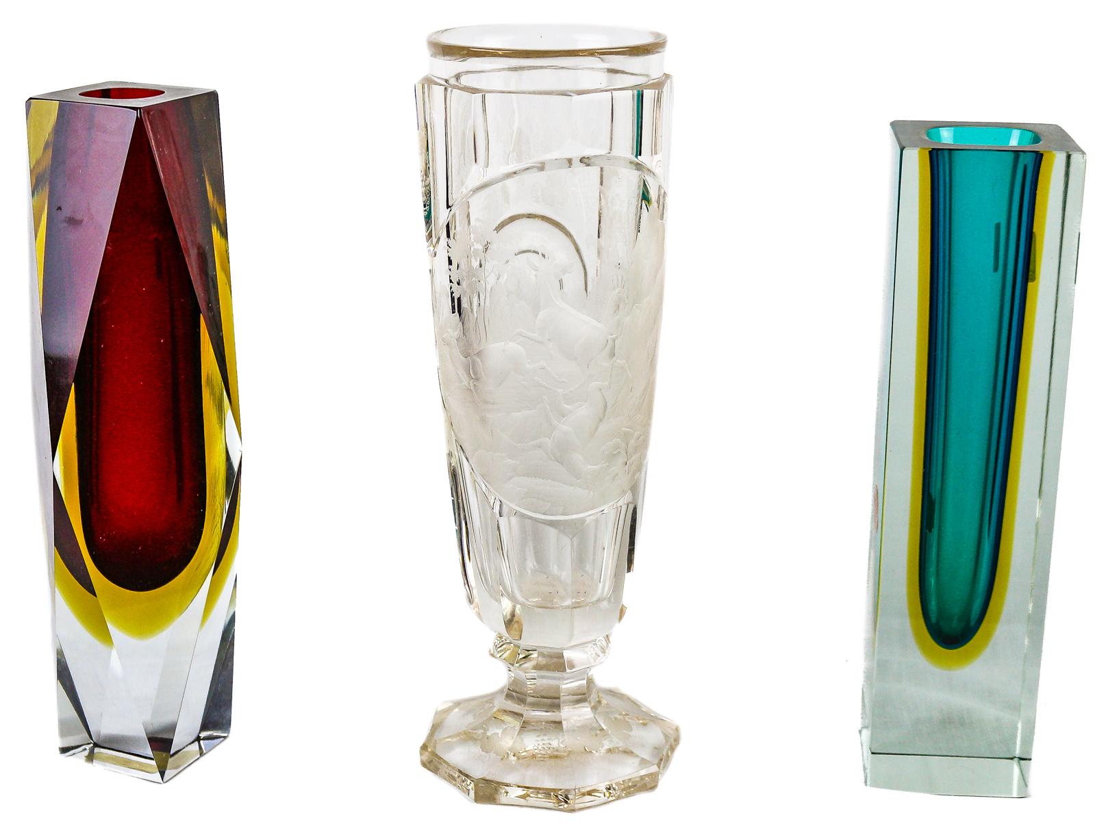 TRES JARRONES DE DISEÑO EN CRISTAL