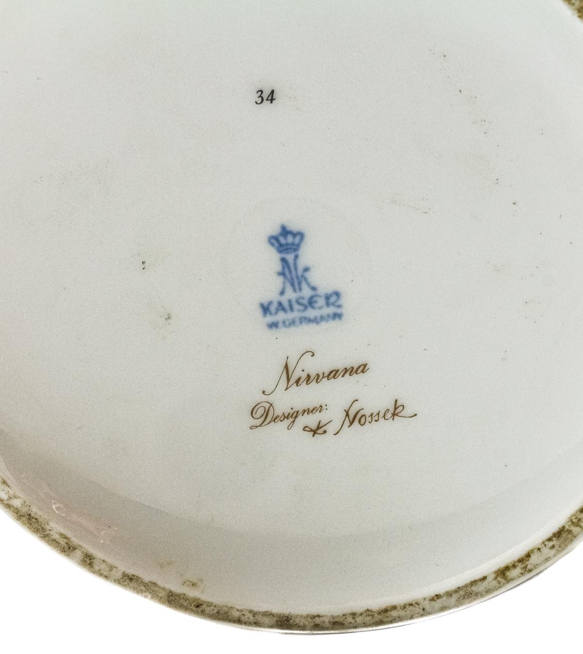 TIBOR EN PORCELANA ALEMANA DEL ÚLTIMO CUARTO DEL S.XX