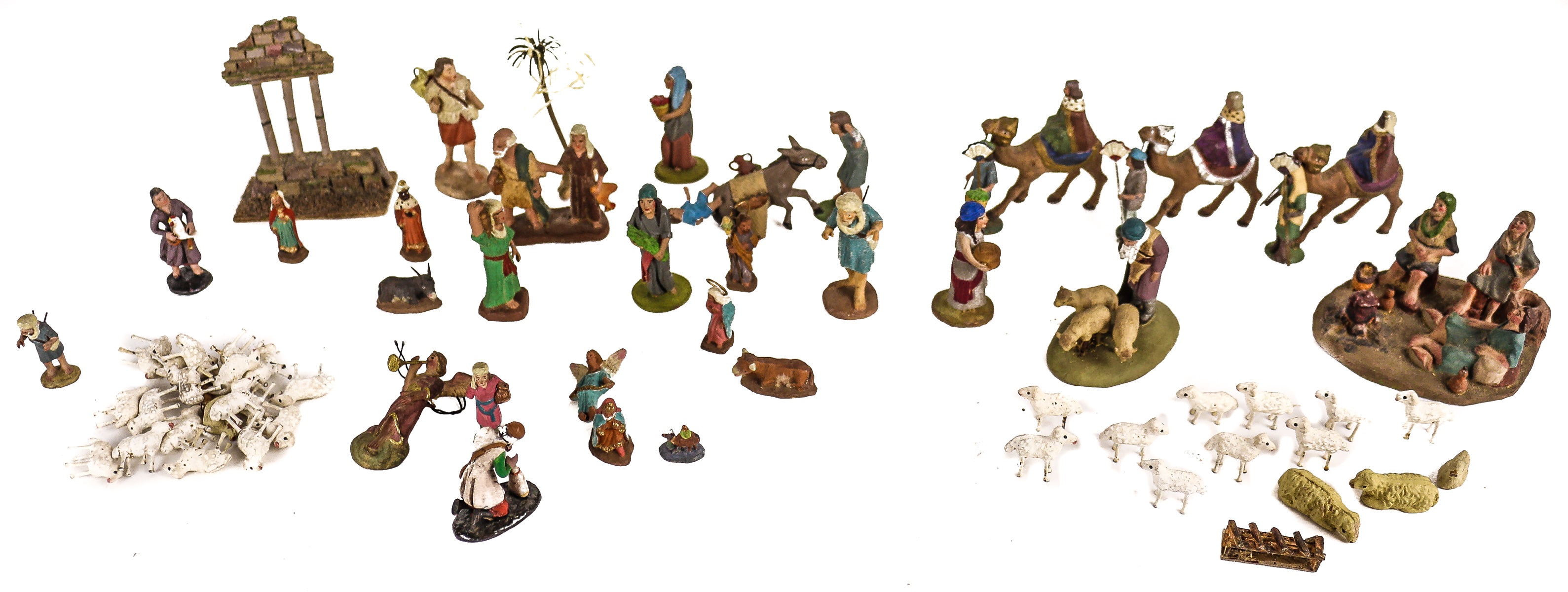LOTE DE FIGURAS DE BELÉN