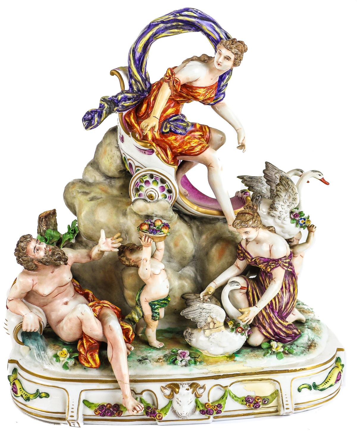 GRUPO EN PORCELANA "CAPODIMONTE" PRIMER CUARTO DEL S.XX