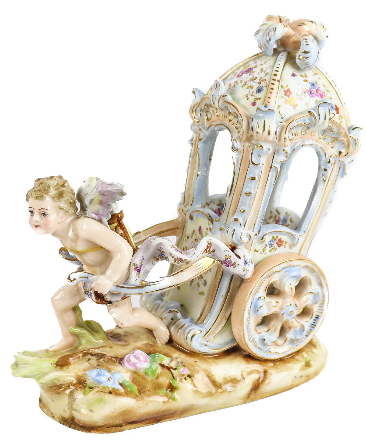 FIGURA EN PORCELANA  CENTROEUROPEA DE MEDIADOS DEL S.XX