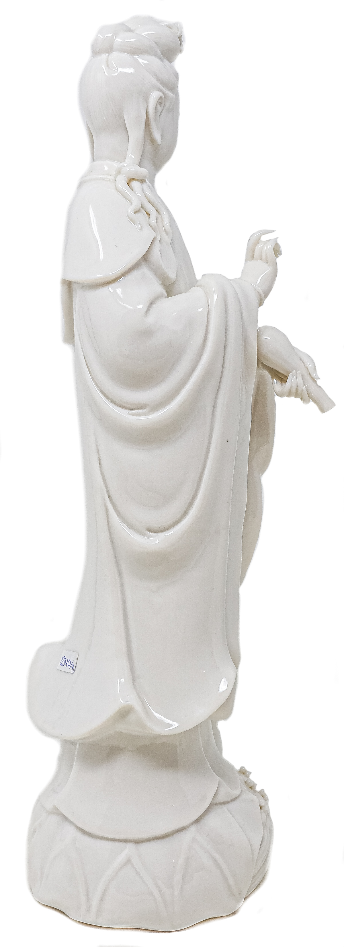 FIGURA EN PORCELANA BLANCA DE LA SEGUNDA MITAD DEL S.XX