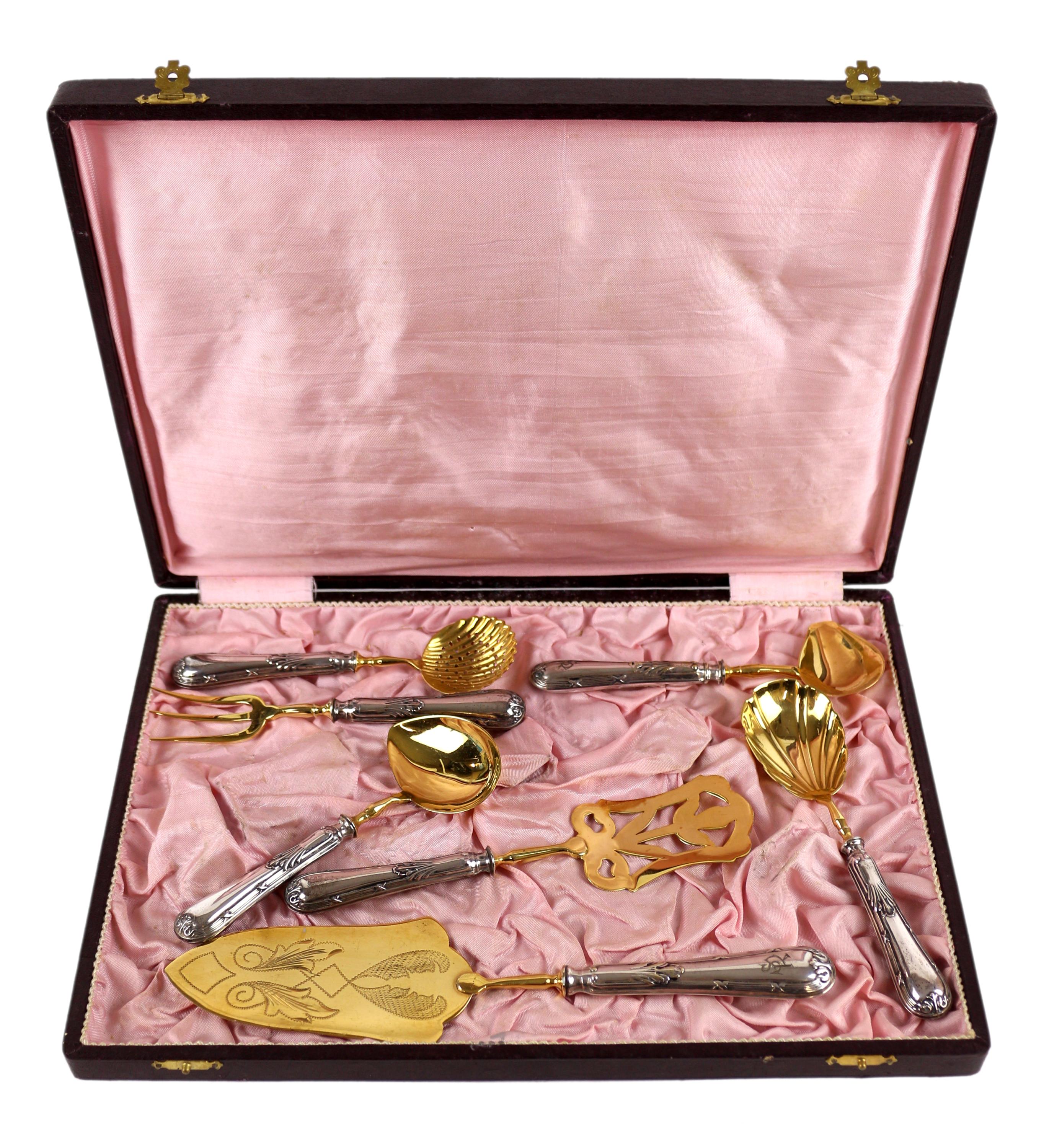 SERVICIO DE POSTRE DEL SEGUNDO CUARTO DEL S.XX