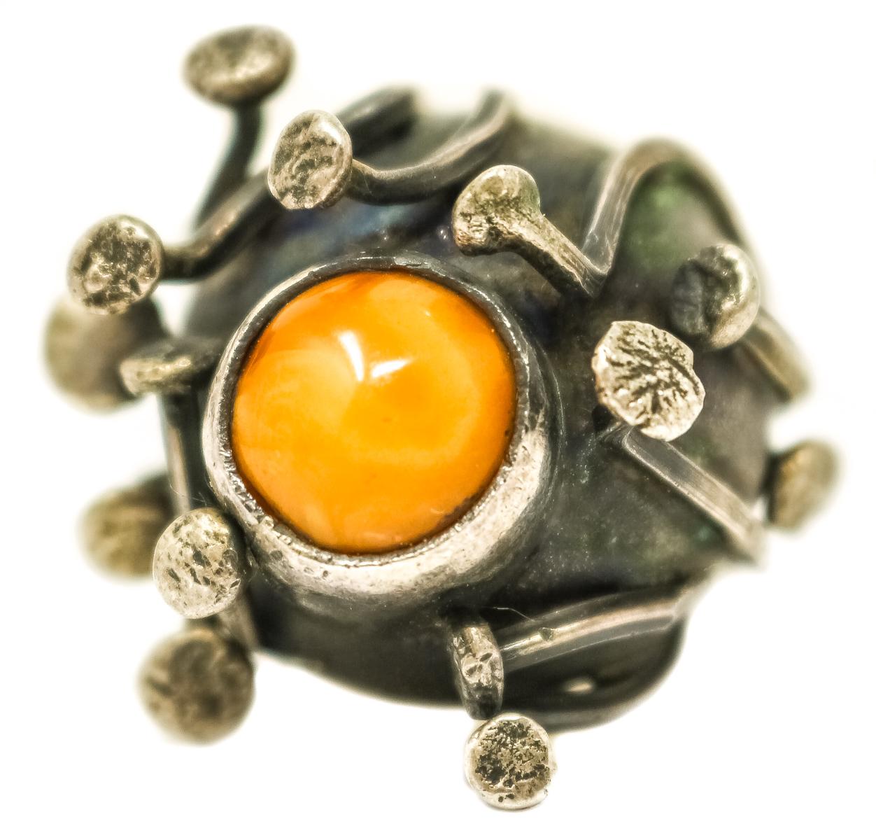ANILLO DE PLATA DE DISEÑO