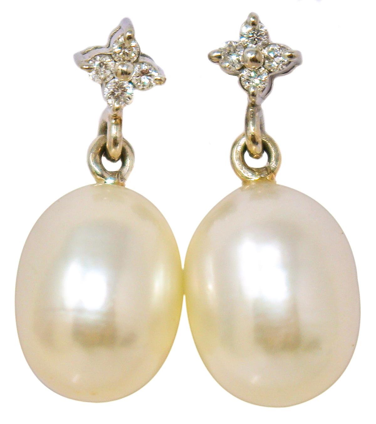 PENDIENTES CON PERLAS Y BRILLANTES