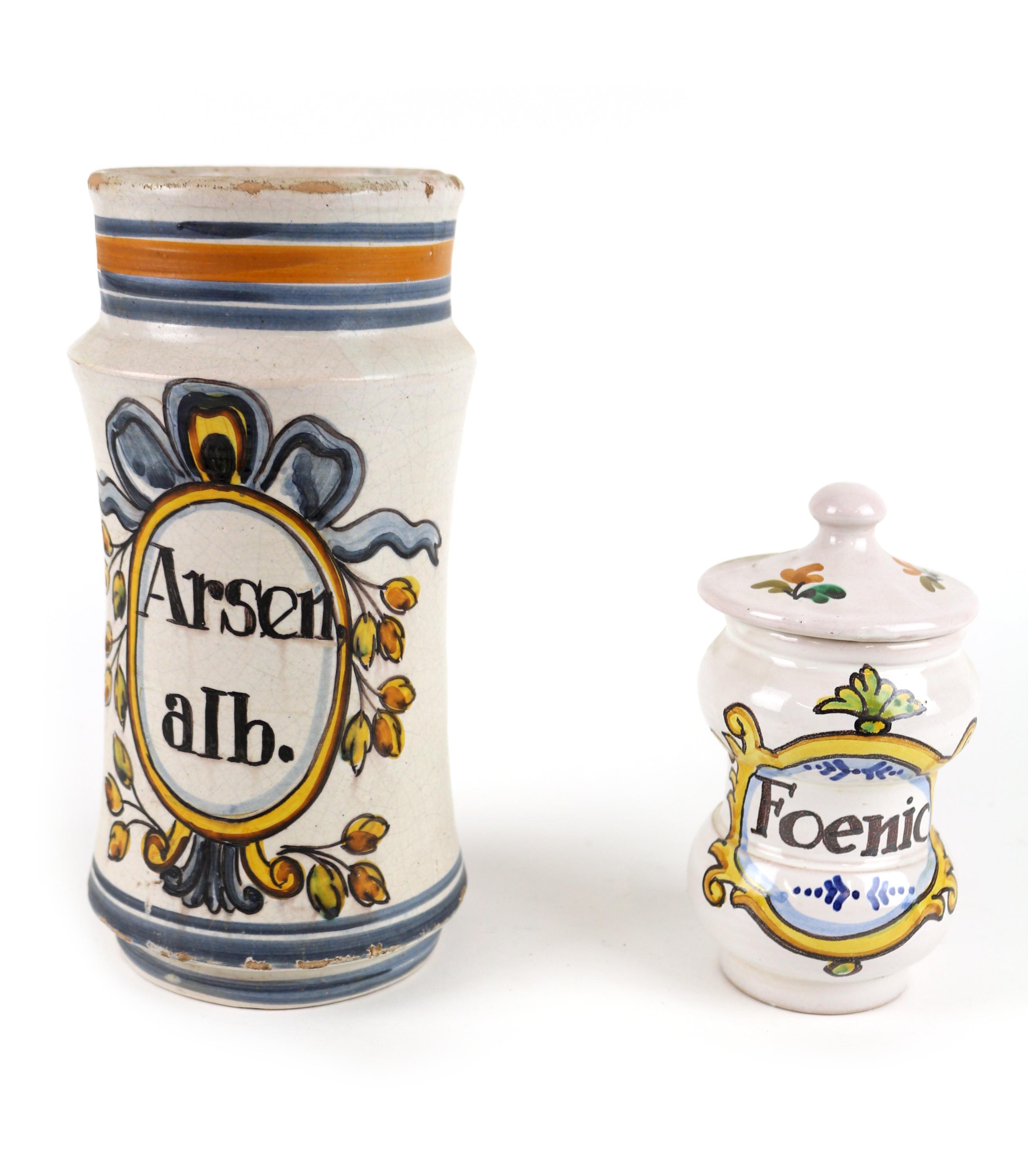 DOS TARROS DE FARMACIA