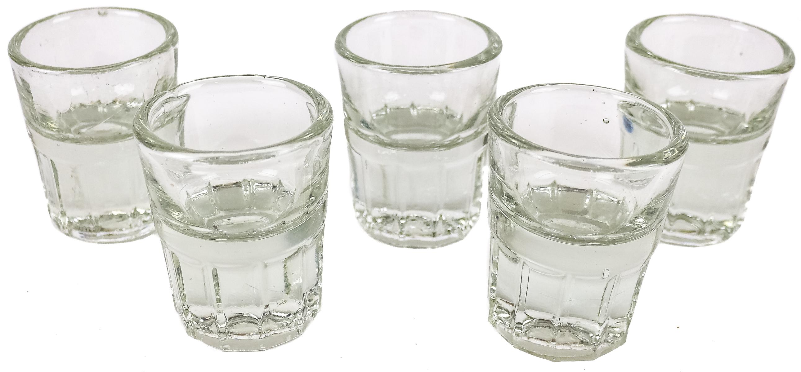 CINCO VASOS DE VIDRIO DEL PRIMER TERCIO S.XX