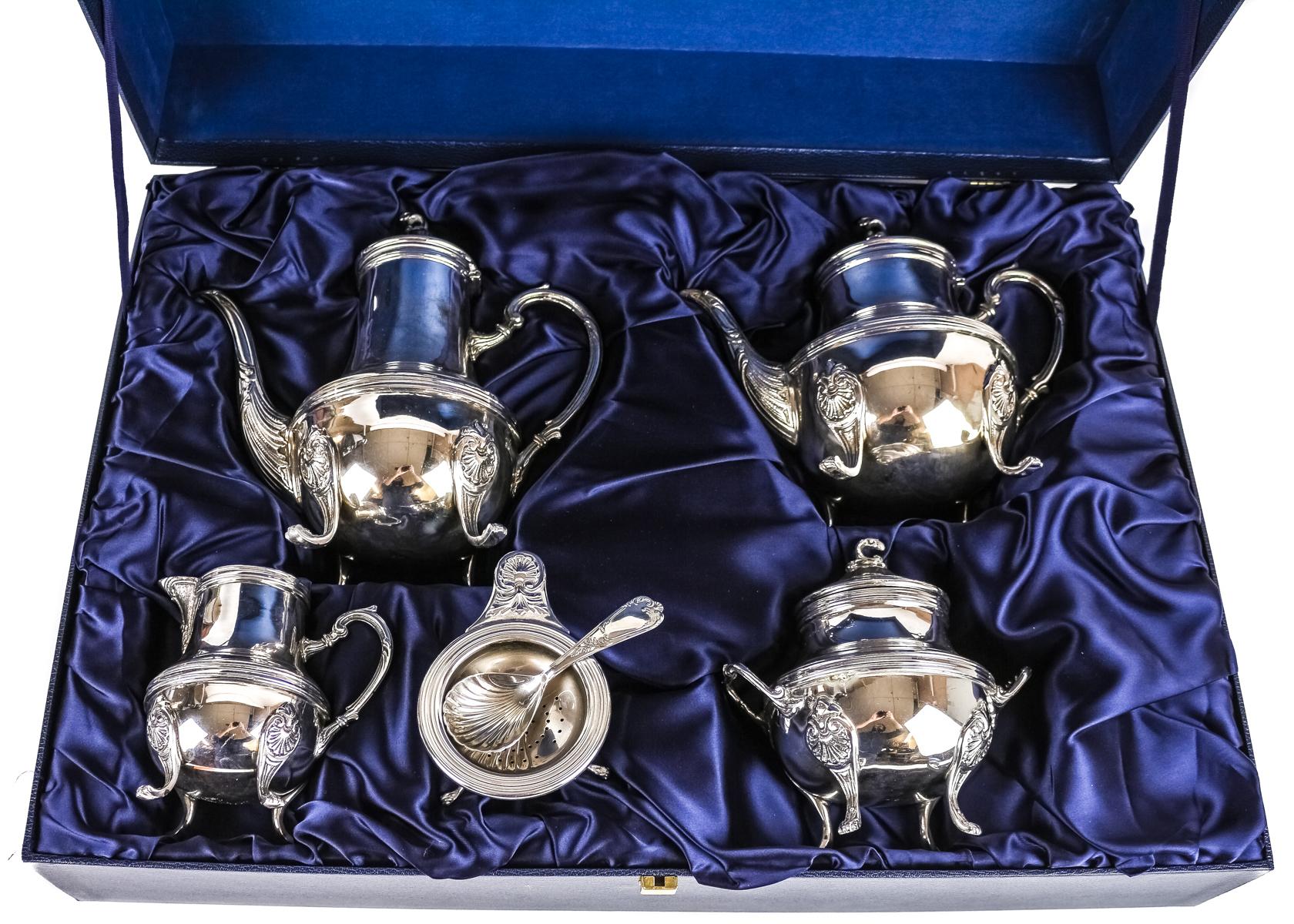 SERVICIO DE TÉ Y CAFÉ EN PLATA