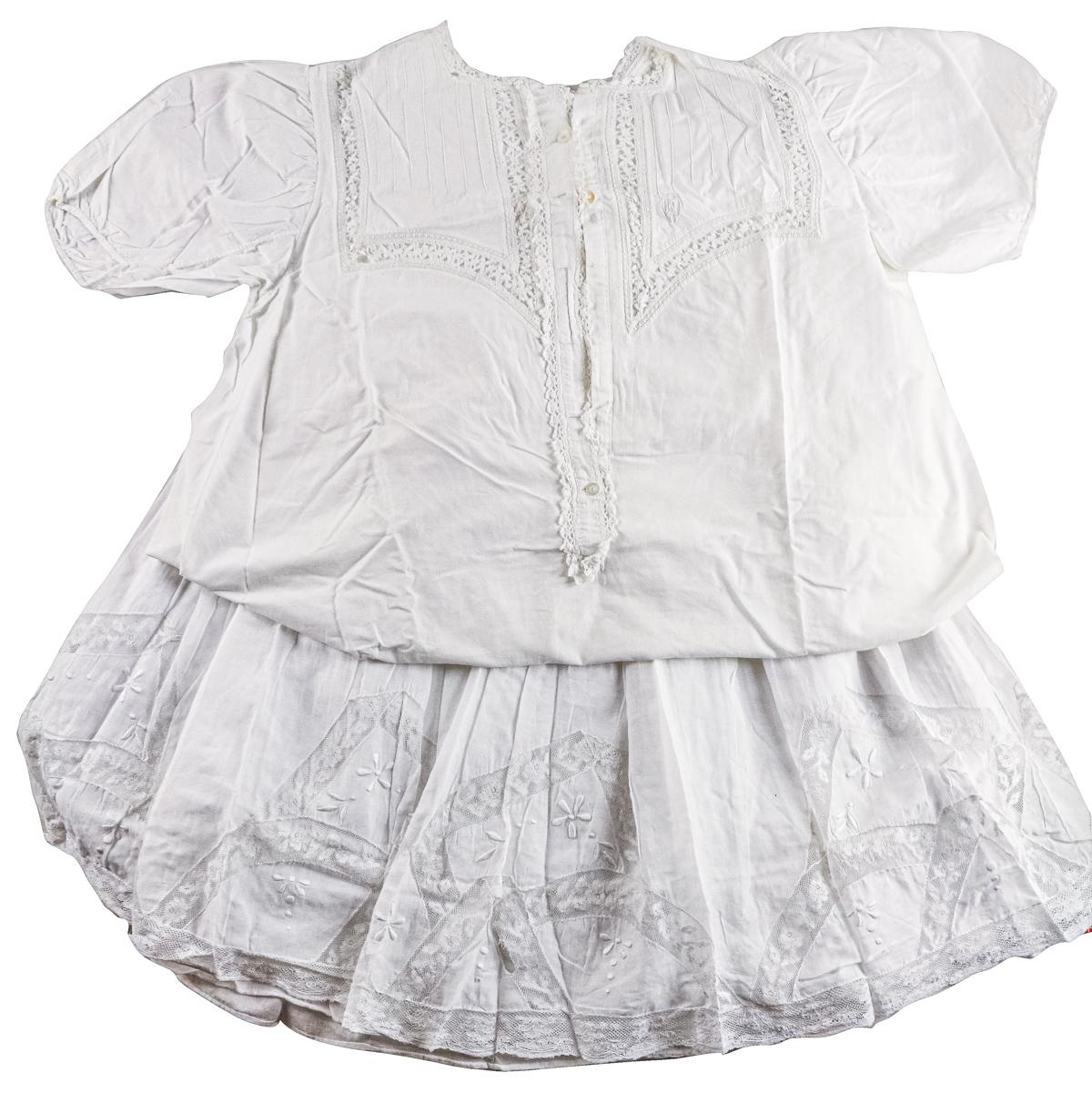 ENAGÜA Y CAMISÓN DEL PRIMER TERCIO DEL S.XX