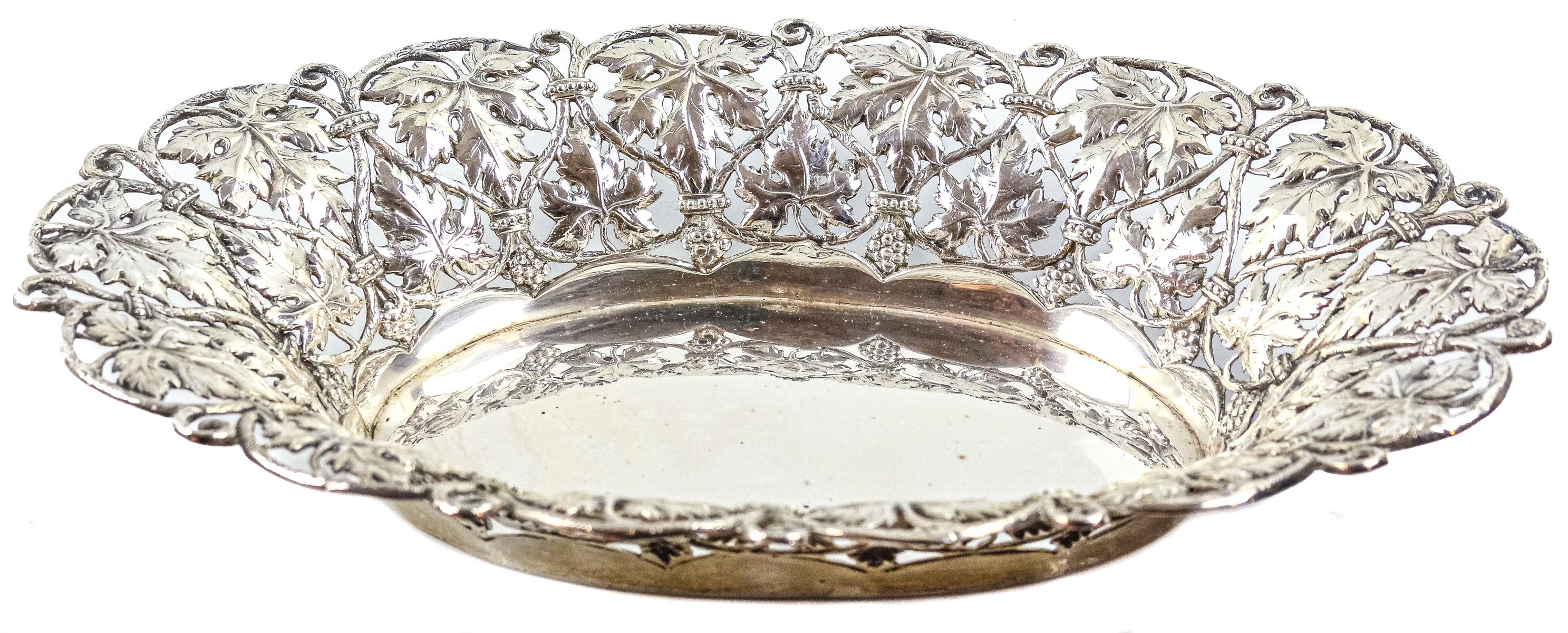 CENTRO DE MESA EN PLATA  DE MEDIADOS DEL S.XX