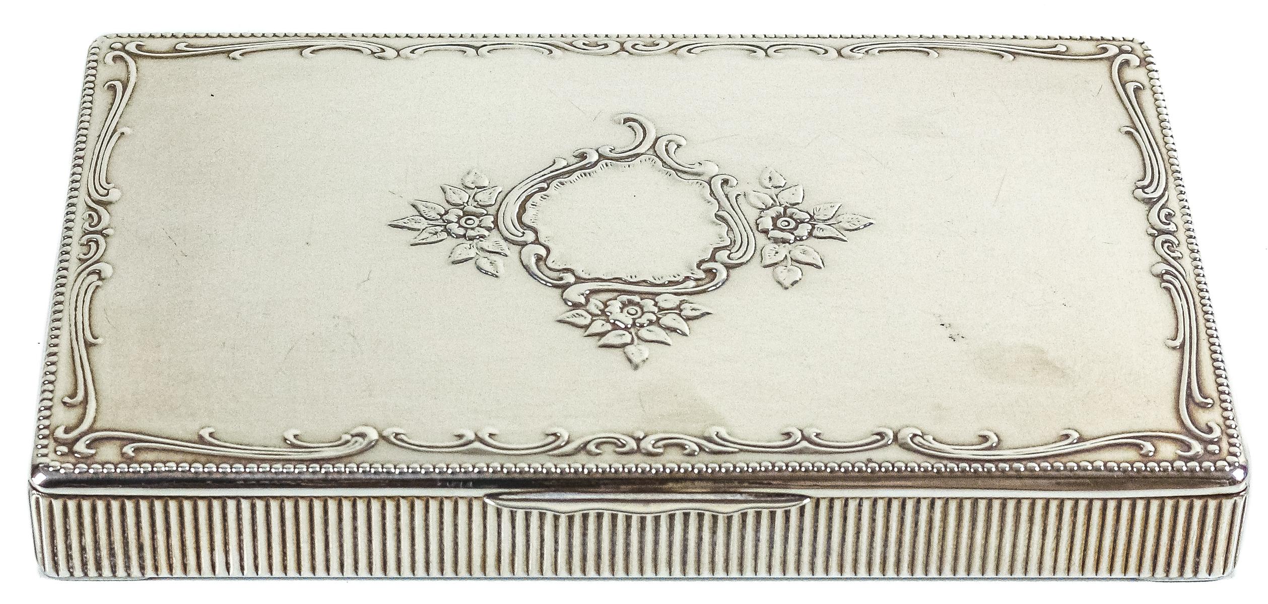 CAJA CIGARRERA DE LOS AÑOS 70