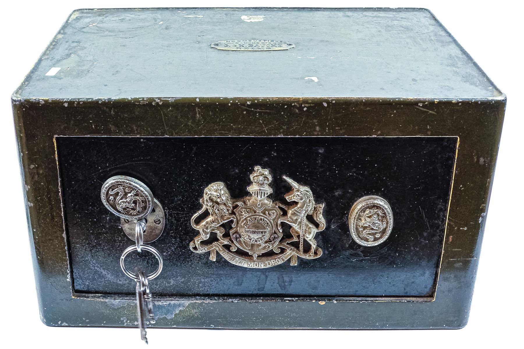 PEQUEÑA CAJA DE CAUDALES DE PRINCIPIOS DE SIGLO XX