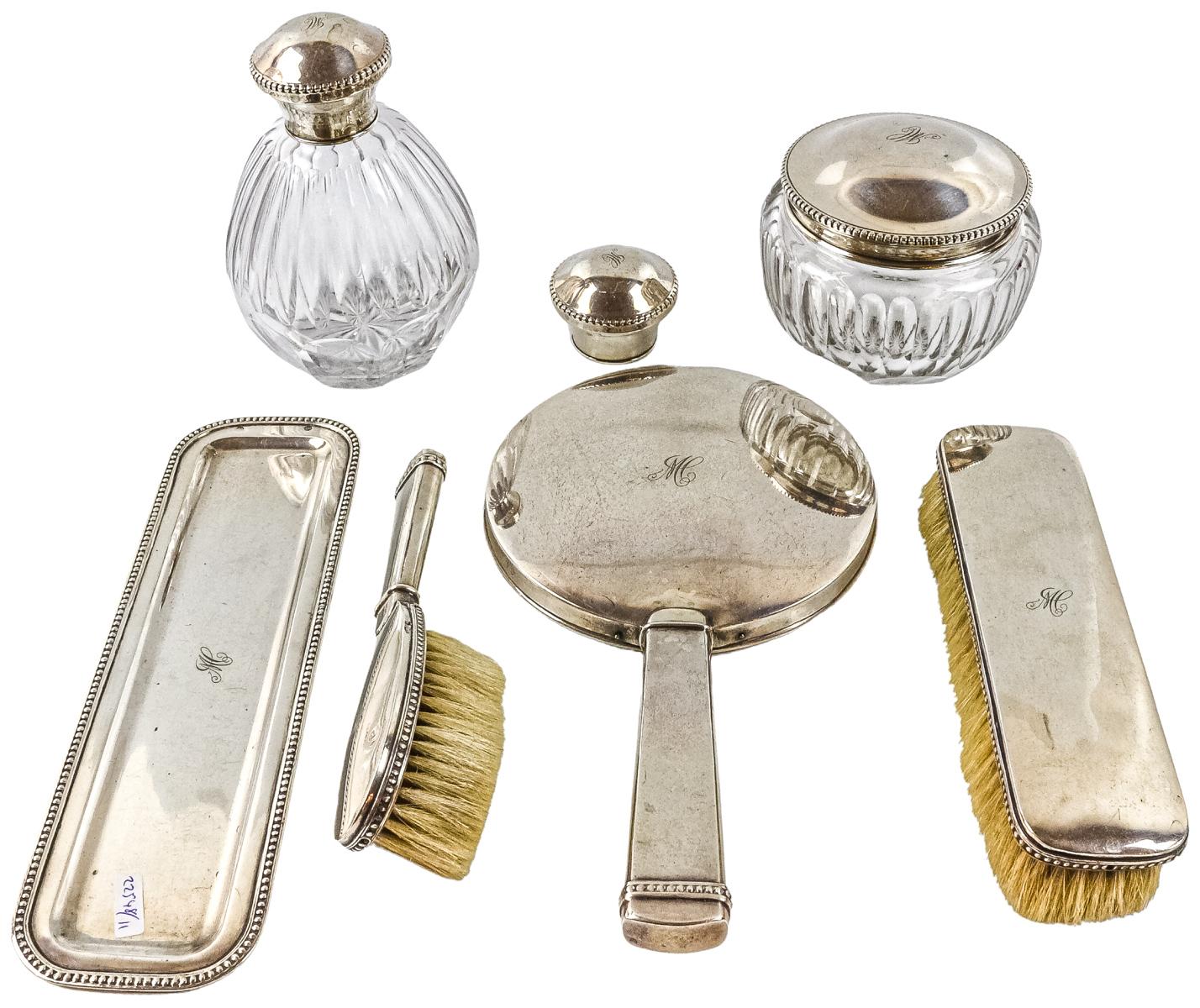 JUEGO DE TOCADOR DE PLATA