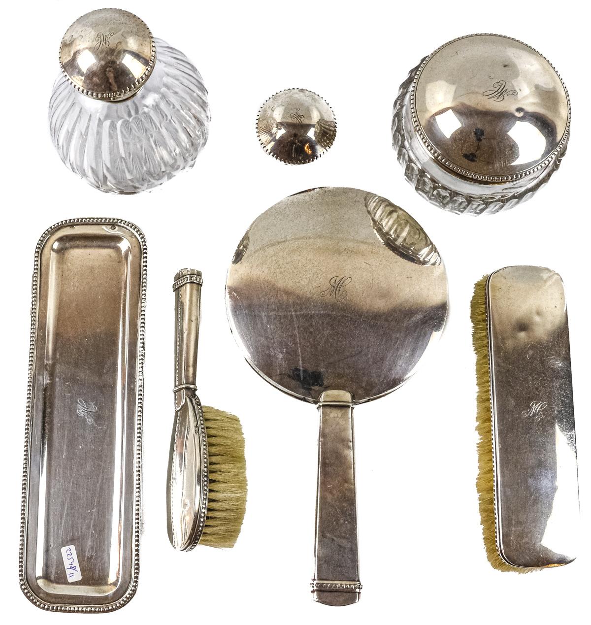JUEGO DE TOCADOR DE PLATA