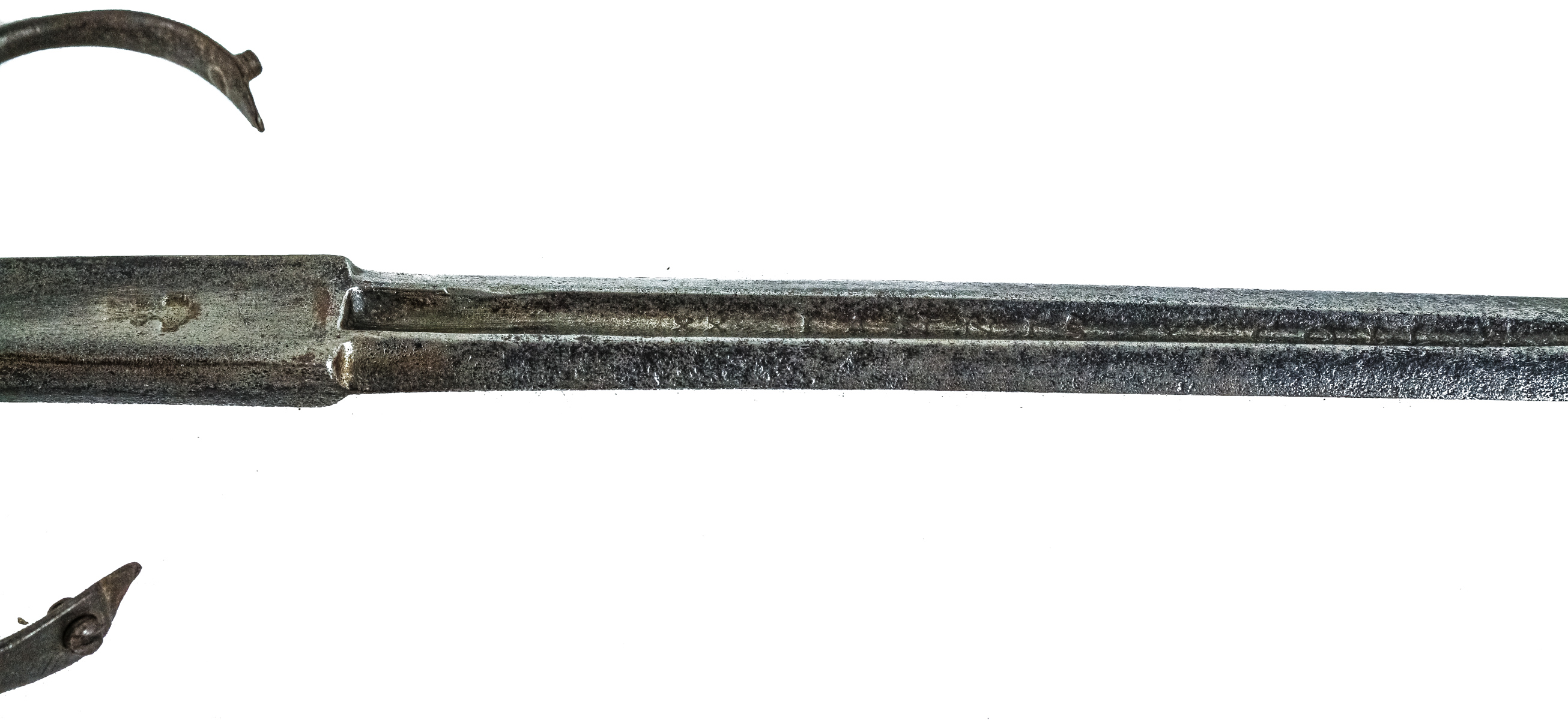 ESPADA DEL SIGLO XIX, REPRODUCIENDO UN MODELO DEL S. XVII
